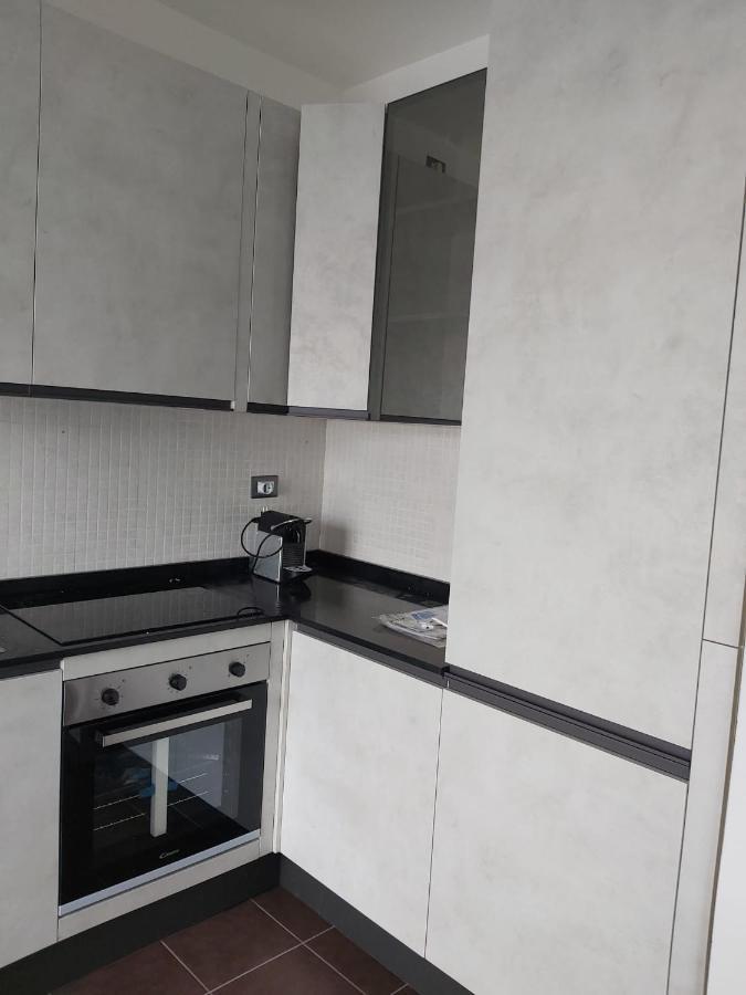 Milano Santa Giulia Business Apartment - Olimpiadi 26 Екстериор снимка